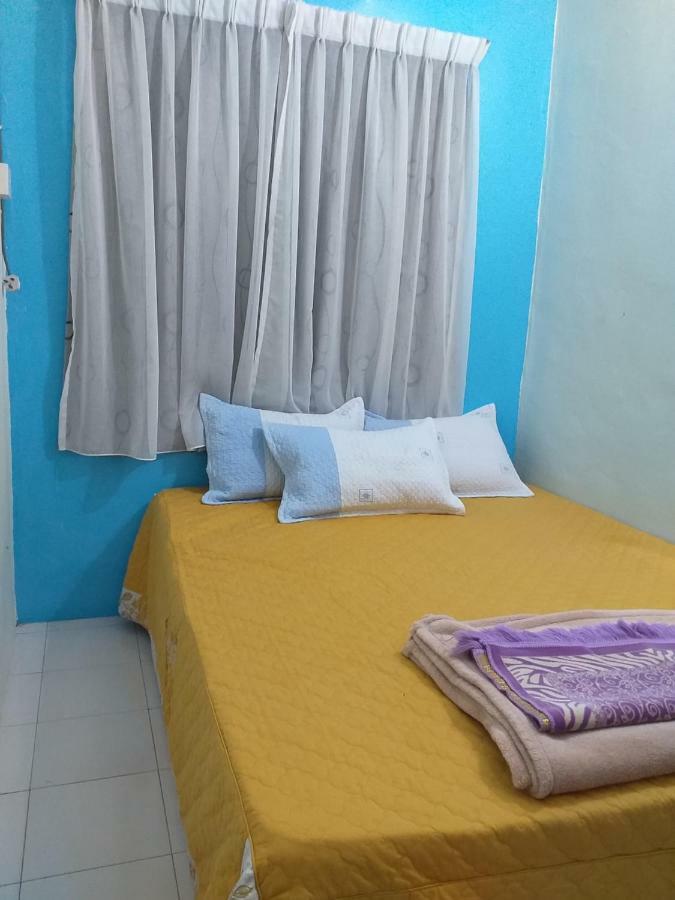 Assalam Homestay Seri Iskandar Esterno foto